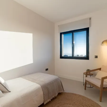 Sunsethome Modern 2 Beds With Sea View Apartment
