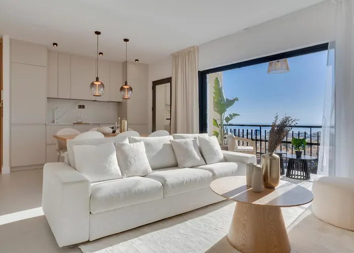 Апартаменты Sunsethome Modern 2 Beds With Sea View *